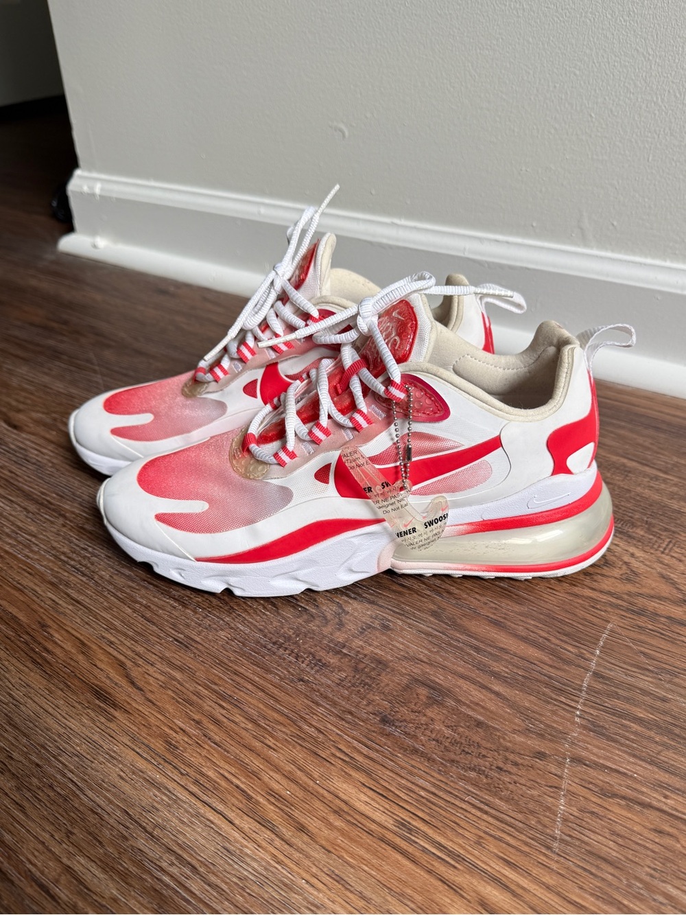 Nike Air Max 270 React SE Bubble Wrap White Red Orange Sneakers Size 7.5 Women’s